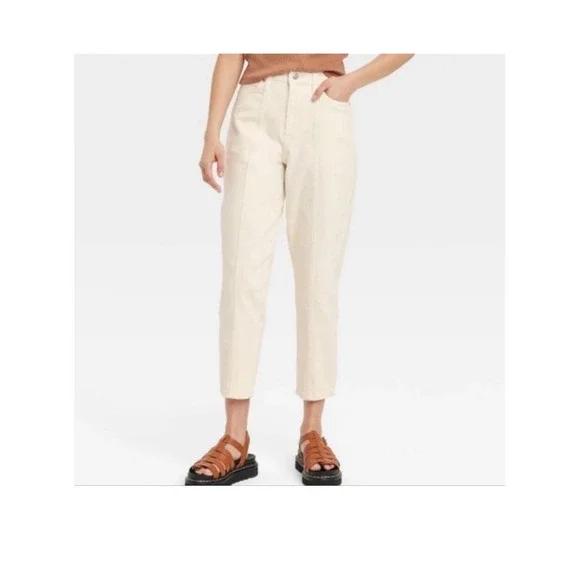 New a new day Tapered Leg Highest Rise Relaxed Hip & Thigh Cream Jeans Sz 6 - Picture 9 of 9